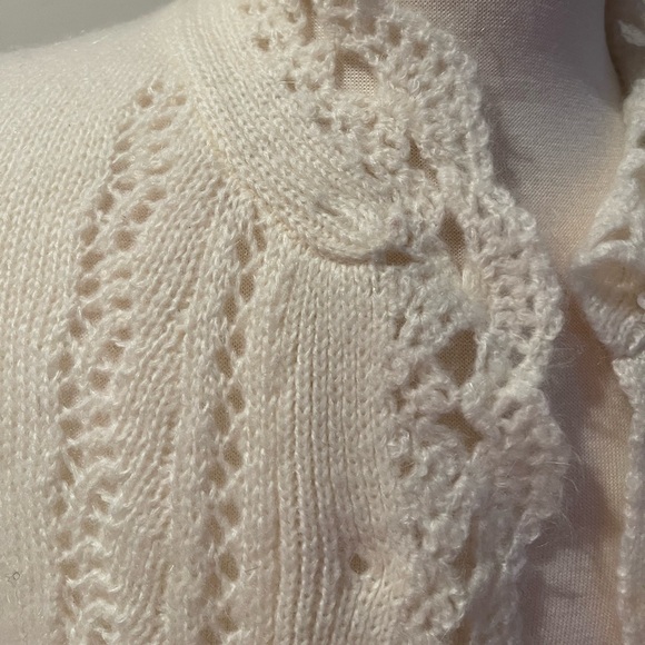 Knitted wool/cashmere cardigan with pearl buttons - Picture 2 of 3